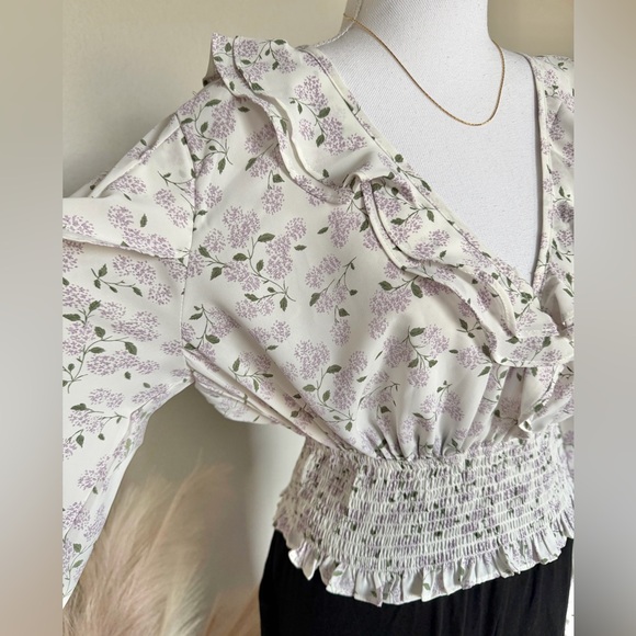 NWT - Floral Ruffle Smocked Crop Blouse - Picture 10 of 13